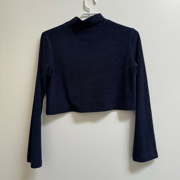 Vintage GR Textured Mock Neck Crop Top - Picture 4 of 5